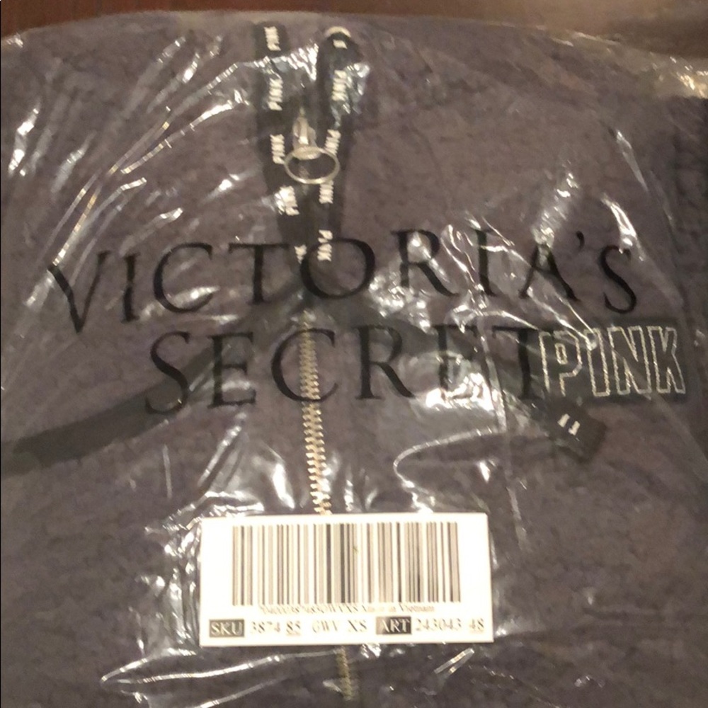 VS Pink Sherpa hoodies - Picture 2 of 4